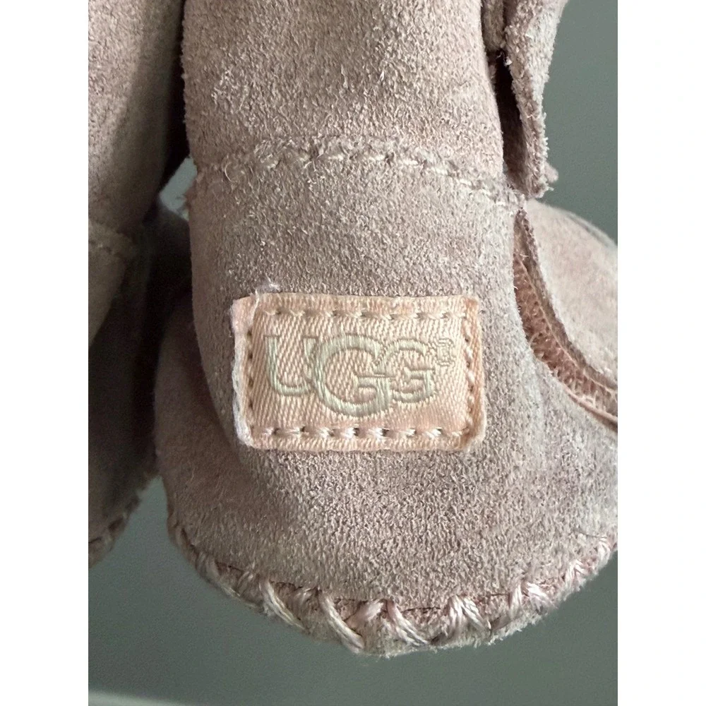 UGG Jesse Bow II Baby Boots Pink Suede Sheepskin Booties Size 2/3 1013298I